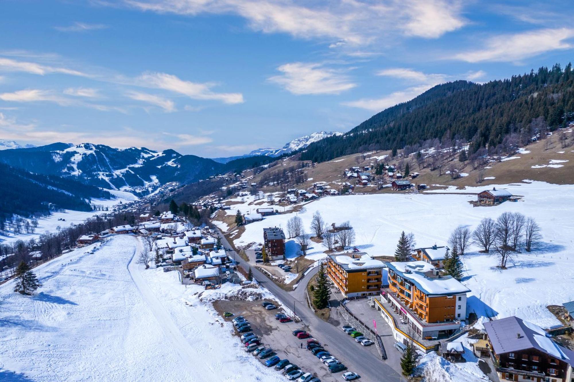 Azureva La Clusaz Les Confins Екстериор снимка